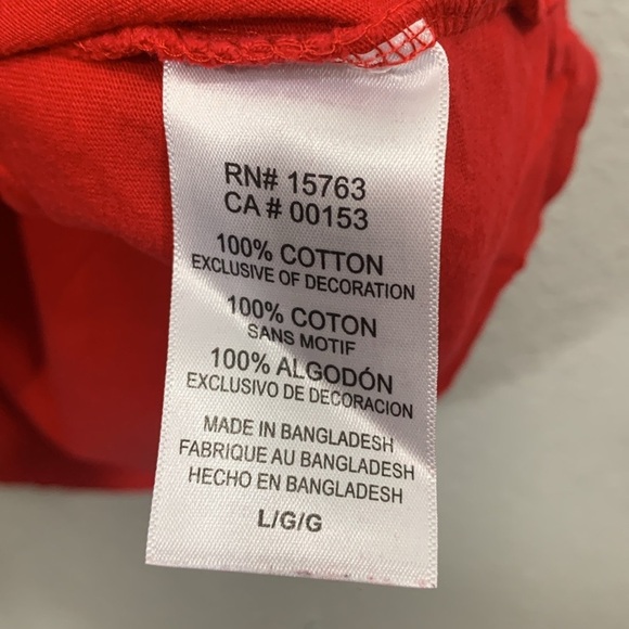 UNLV Champion Running Rebels Red Embroidered Short Sleeve Tee size L - Picture 7 of 7